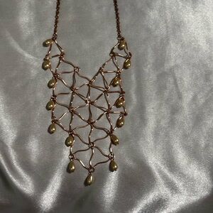 🌈 5 for $10-Gorgeous statement necklace